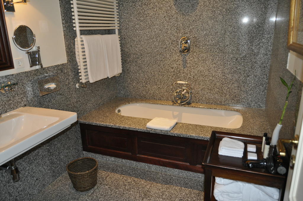 Hotel Albert Premier Luxembourg Bel Air Oda fotoğraf